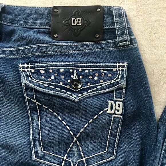 D9 Denim - D9 JETT Heartache Medium Wash Denim Jeans Size 28